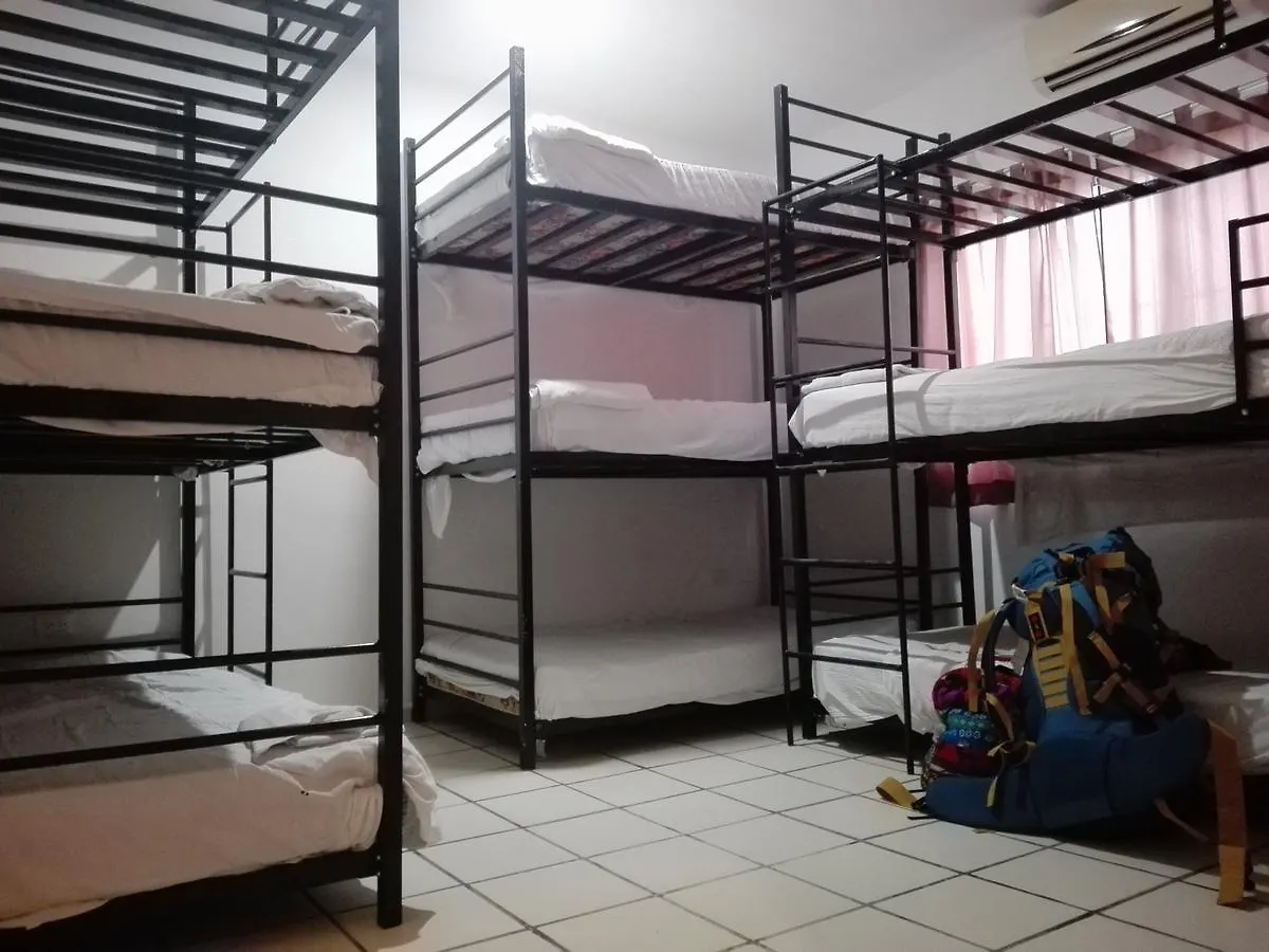 بيت ضيافة بلايا ديل كارمن Guacamaya Hostel
